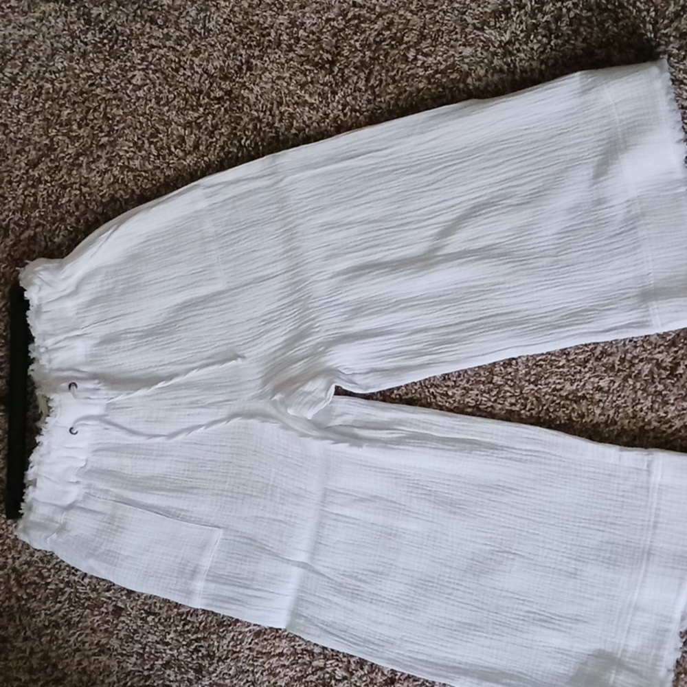 Palazzo pants, American Rag, medium, white ankle length with fraying